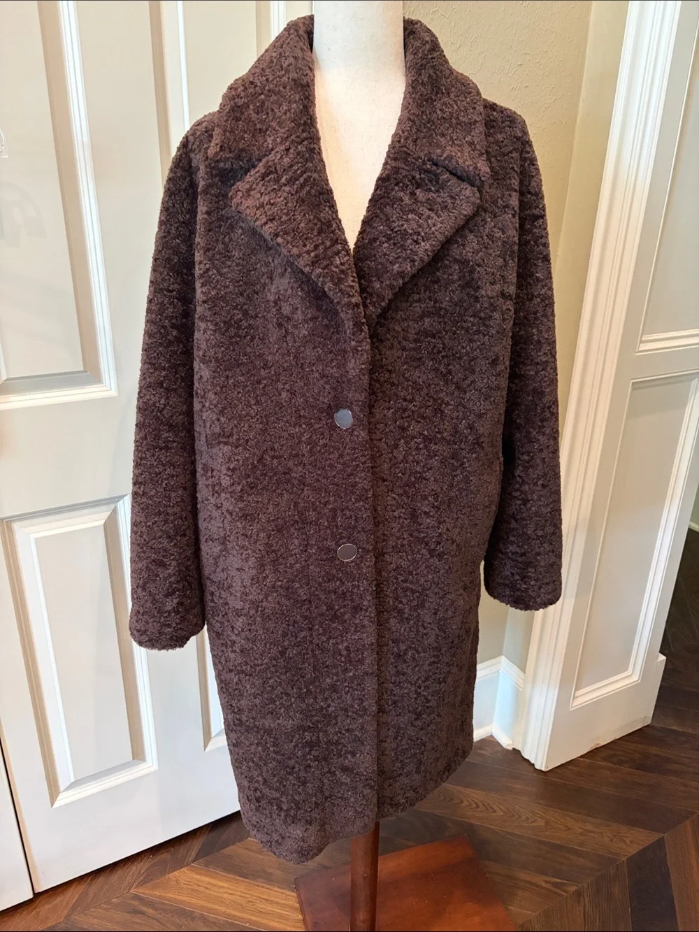 Elie Tahari Boucle Teddy Coat Rich Dark Chocolate M